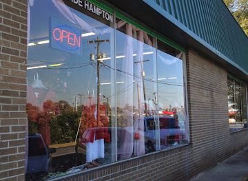 south-carolina/greer/shop/miracle-hill-thrift-store