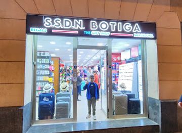 spain/barcelona/poble-sec/shop/s-s-d-n-botiga