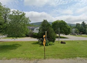 maine/sugarloaf-mountain/shop/happy-tunes-ski-services-center