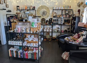 connecticut/meriden/shop/potions-salon-and-boutique