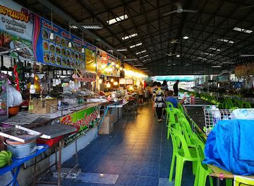thailand/erawan-national-park/shop/erawan-municipal-food-market