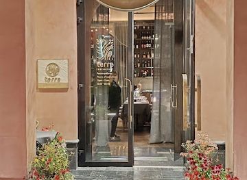 kazakhstan/chundja-canyon/shop/villa-boutiques-restaurants