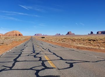 arizona/monument-valley/shop/monument-valley-tribal-park-visitor-center