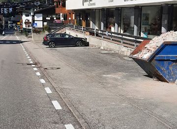 italy/val-gardena/shop/dolomiten-sportwear