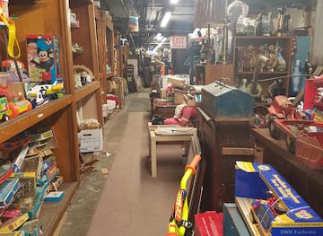 new-york/finger-lakes-region/shop/geneva-antique-co-op