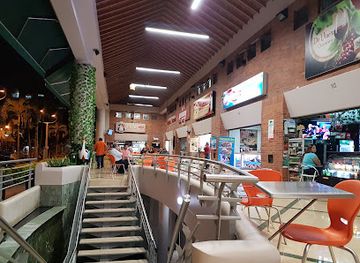 colombia/medellin/laureles/shop/mall-laureles