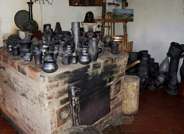 lithuania/dzukija-national-park/shop/juodosios-keramikos-meistro-dirbtuves