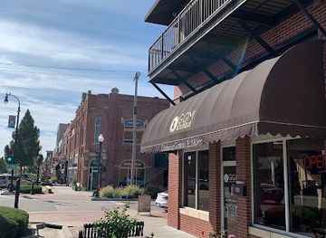 oklahoma/broken-arrow/shop/glamour-gowns