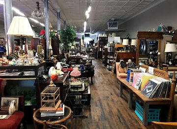 kentucky/henderson/shop/the-elm