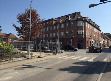 denmark/roskilde/shop/red-cross-op-shop