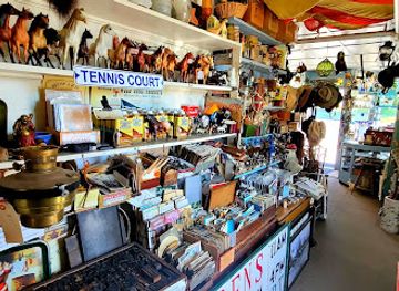 massachusetts/essex-county/shop/howard-s-flying-dragon-antique