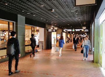 japan/buzen/shop/tenjin-underground-mall