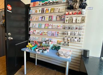 washington/seattle/capitol-hill/shop/capitol-thrill