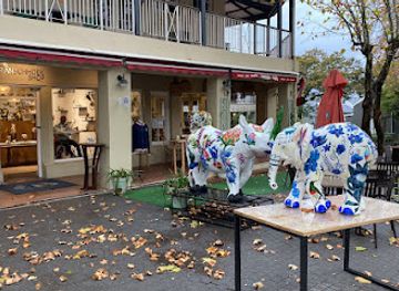 south-africa/cape-winelands/shop/the-franschhoek-shop