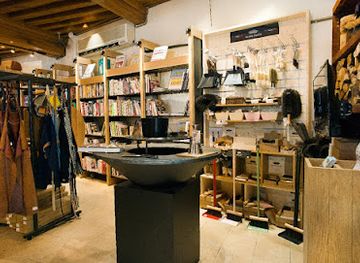 france/burgundy-vineyards/shop/athenaeum-beaune