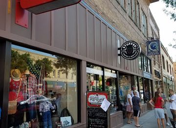 montana/bozeman/shop/head-west