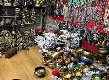 nepal/bhaktapur/shop/subham-handicraft