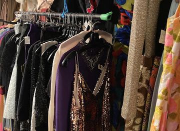 canada/toronto/shop/miriam-and-micah-vintage