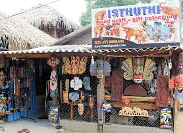 sri-lanka/arugam-bay/shop/isthuthi-craft-gift