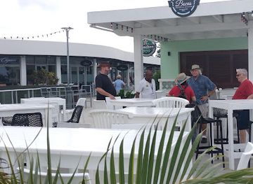 curacao/jan-thiel-beach/shop/madero-lifestyle-boutique