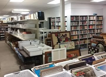 iowa/iowa-city/shop/houseworks