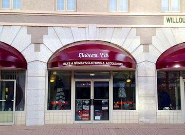 canada/regina/shop/madame-yes-clothing-and-accessories