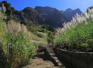 cabo-verde/santo-antao/shop/curral-de-aguardente
