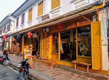 laos/southern-laos/shop/taec-boutique