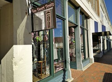 south-carolina/spartanburg/shop/two-doors-down-llc