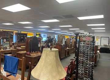 oklahoma/tulsa/shop/l-and-j-treasures