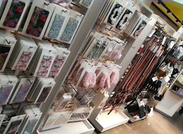 belgium/hainaut-hills/shop/bershka