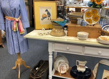 massachusetts/gloucester/shop/second-glance