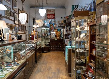 colorado/central-colorado/shop/annie-s-gold-antiques-collectibles