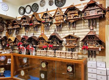 michigan/frankenmuth/shop/frankenmuth-clock-german-gift-co-clocks-clock-parts-authentic-german-gifts