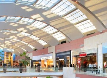california/san-fernando-valley/shop/westfield-topanga