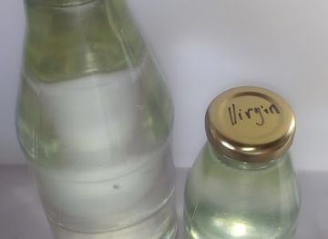 grenada/black-bay-beach/shop/h-and-h-local-products