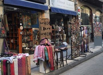 jordan/ma-in-hot-springs/shop/bazzar-aljamaani-orwa-mosaic-shop