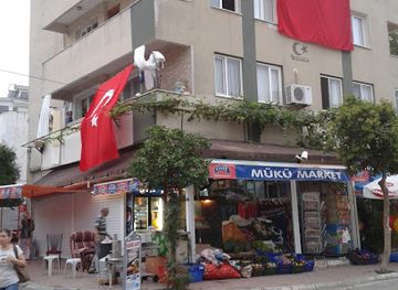 turkiye/kusadasi/guzelcamli/shop/muku-market