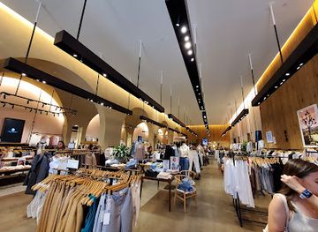 texas/austin/the-domain/shop/aritzia