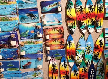 maldives/guraidhoo-island/shop/odex-souvenirs-shop