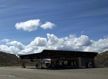 colorado/mesa-verde-national-park/shop/sinclair-gas-station