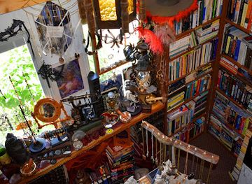 colorado/durango/shop/white-rabbit-books-curiosities