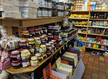 united-kingdom/montgomeryshire/shop/derwen-farm-shop