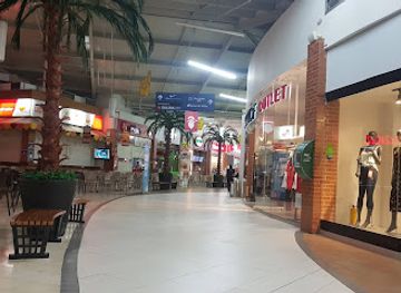 colombia/barranquilla/altos-de-riomar/shop/unico-outlet-mall