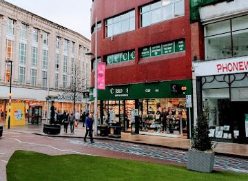 united-kingdom/belfast/titanic-quarter/shop/carrolls-irish-gifts-belfast