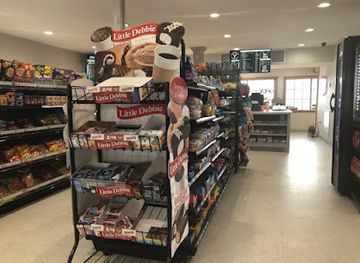louisiana/southwest-louisiana/shop/gillis-grocery