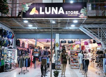 peru/madre-de-dios/shop/luna-store