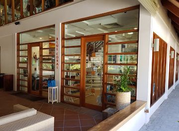 maldives/kaafu-atoll/shop/blue-coral