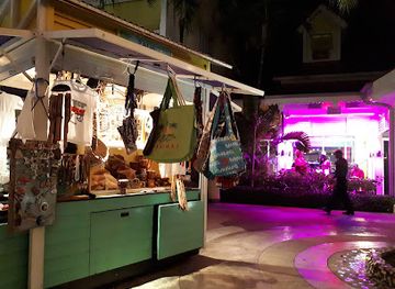 the-bahamas/andros-island/shop/crystal-court-shops