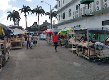 saint-vincent-and-the-grenadines/kingstown/shop/new-central-market
